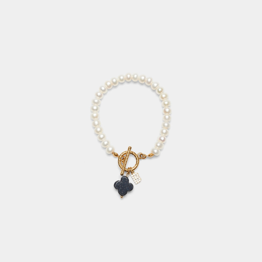 Initial Clover Pearl Bracelet