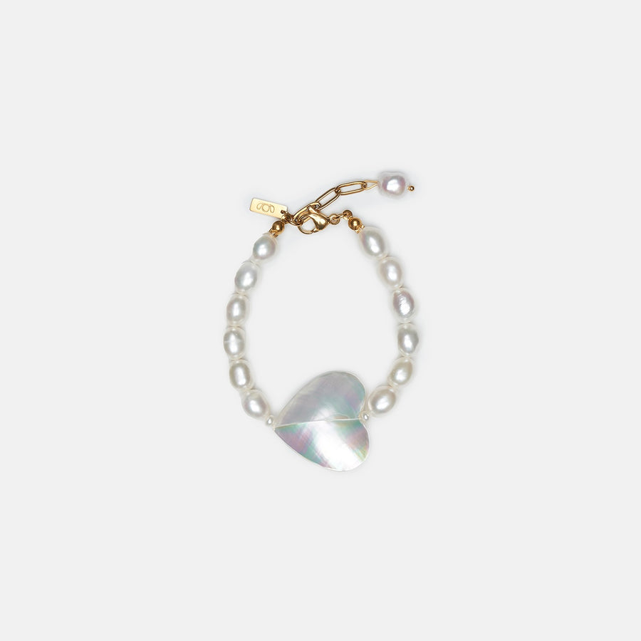 Shelly Heart Pearl Bracelet