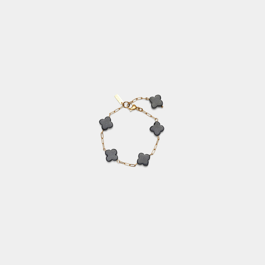 Sandstone Clover Chain Bracelet