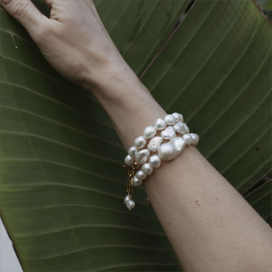 Small Baroque Pearl Bracelet