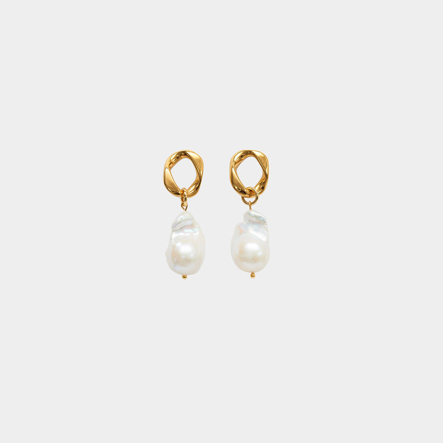 twisted baroque pearl earrings_fülbevaló
